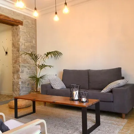 L'antiga Apartment